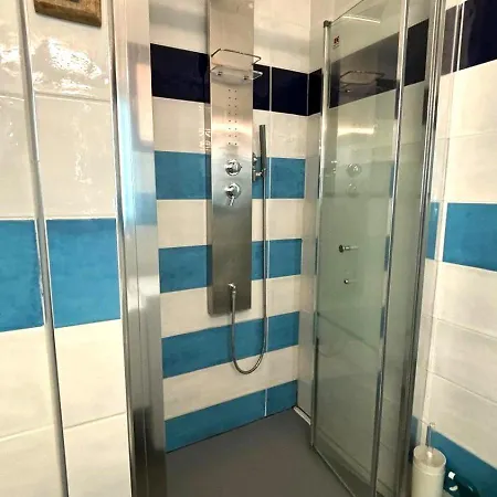 Apartment Plages 130 M, Parking Prive, Climatise, Wifi/fibre